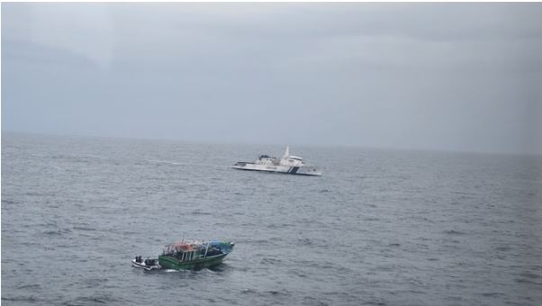 सागर कवच’ अभ्यास: भारतीय तटरक्षक बल ने परखी तटीय सुरक्षा, समुद्री सीमाओं के बचाव तंत्र का सफल परीक्षण
