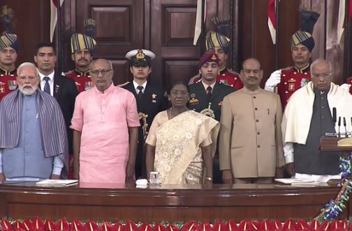 गुलामी की मानसिकता को खत्म करता है संविधान: राष्ट्रपति मुर्मू