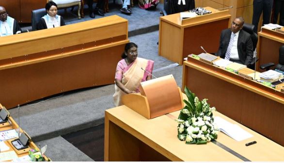 ‘भारत विकास के सफर का साथी’: बोत्सवाना की संसद में राष्ट्रपति द्रौपदी मुर्मू का संबोधन, कहा— दोनों देशों की साझेदारी मजबूत और भरोसेमंद