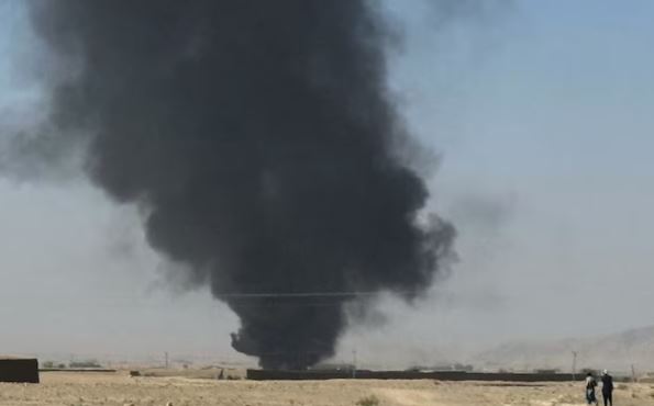 पाकिस्तान ने अफगानिस्तान पर फिर बरसाए बम, नौ बच्चों समेत 10 की मौत; चार घायल