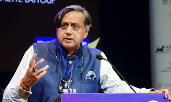 “आतंकवाद की जड़ें जम्मू–कश्मीर में नहीं, वैश्विक परिस्थितियों में खोजें”: थरूर