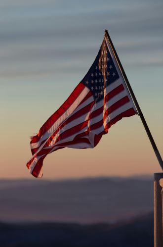 अमेरिका के पूर्व वित्त मंत्री का इस्तीफा; ट्रंप प्रशासन पर भी साधा निशाना
