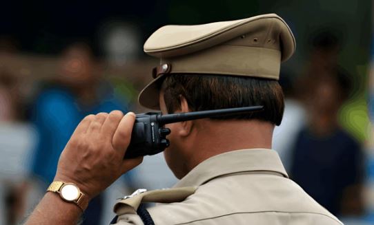 बजरंग दल और विश्व हिन्दू परिषद की शौर्य यात्रा पर पथराव का आरोप, कार्यकर्ताओं ने किया प्रदर्शन