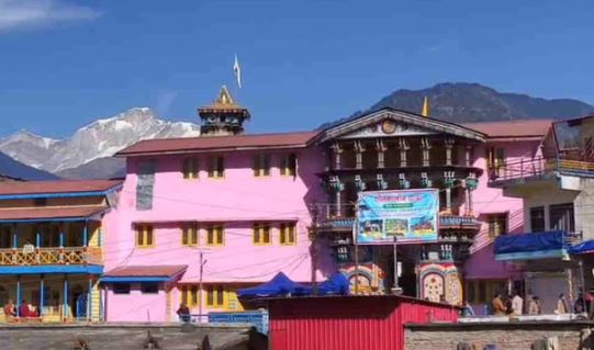 पंचकेदार गद्दी स्थल ओंकारेश्वर मंदिर में विधिवत पूजा-अर्चना के साथ शीतकालीन यात्रा का शुभारंभ