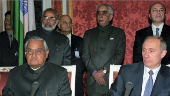 करीब ढाई दशक पुरानी है पीएम मोदी और राष्ट्रपति पुतिन की दोस्ती