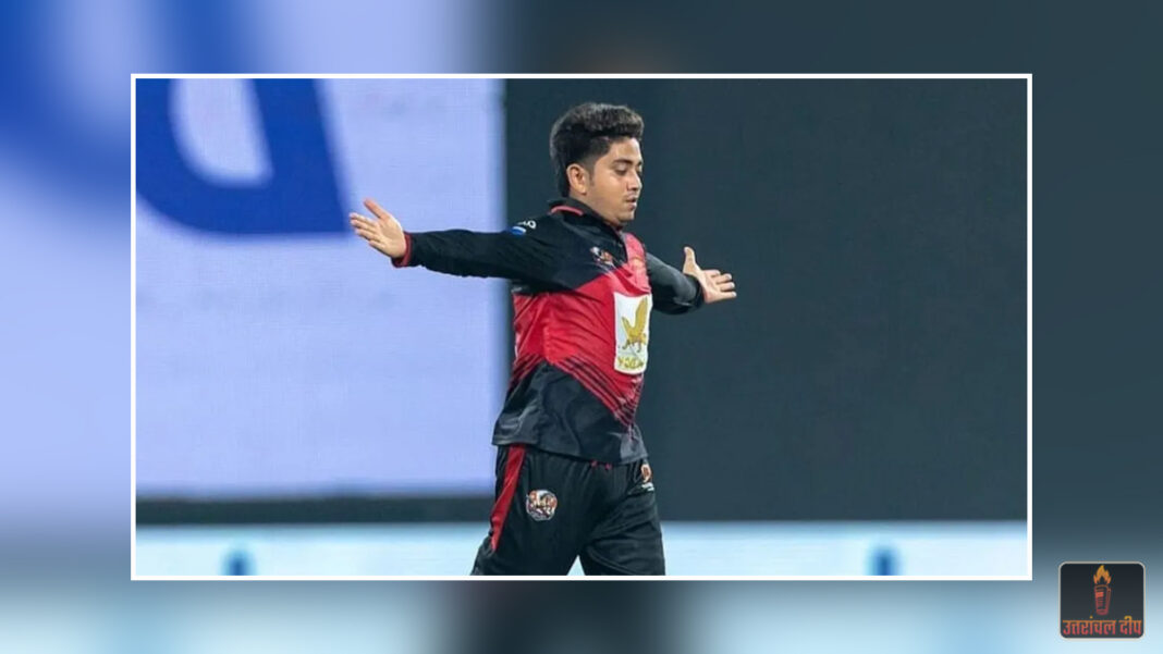 IPL ऑक्शन 2026: कौन हैं मयंक रावत? मुंबई इंडियंस ने 30 लाख में खरीदा; दिल्ली के इस ऑलराउंडर पर नीता अंबानी ने जताया भरोसा