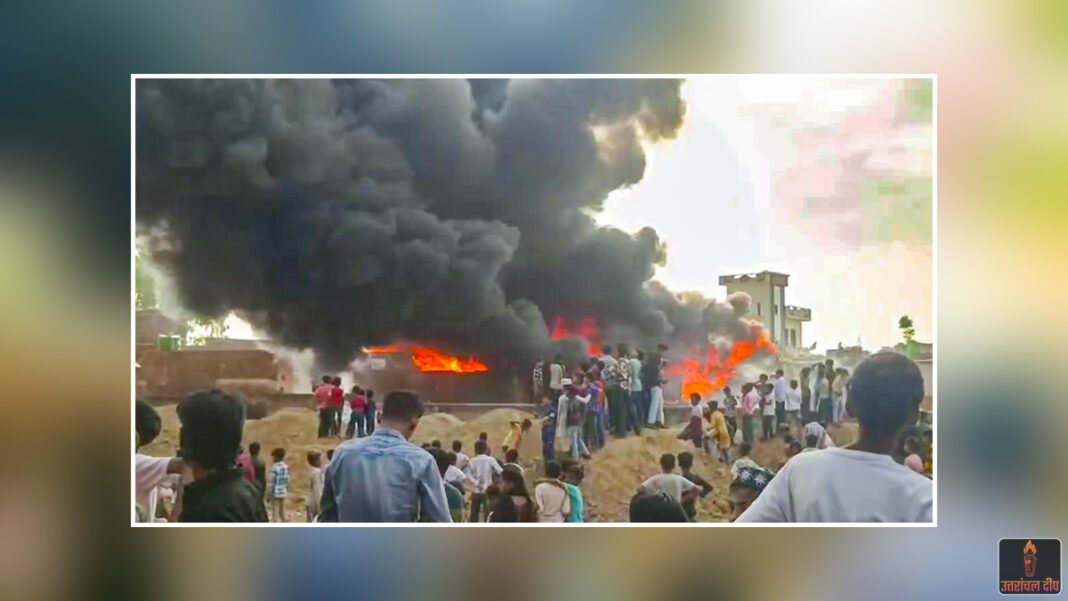 हरिद्वार में धू-धू कर जला टेंट गोदाम: भीषण आग से करोड़ों का नुकसान; ढाई घंटे की मशक्कत के बाद भी लपटों पर काबू नहीं, इलाके में दहशत