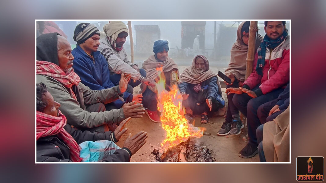 उत्तर भारत में कुदरत का ‘कोल्ड’ अटैक: दिल्ली-यूपी में ठिठुरन बढ़ी, पंजाब के आदमपुर में पारा 0°C पर पहुंचा; मौसम विभाग ने जारी किया ‘रेड अलर्ट’