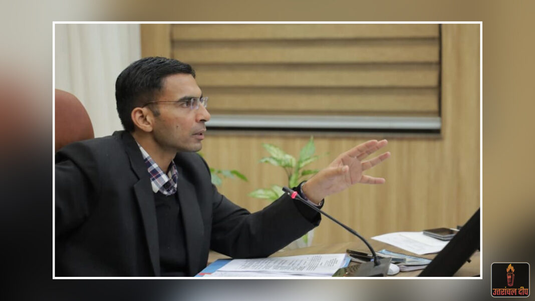 देहरादून में ‘मौत के साये’ में पढ़ाई का अंत: जिले के 76 जर्जर स्कूल भवन होंगे जमींदोज; सीएम धामी की फटकार के बाद प्रशासन ने तैयार किया ‘डेमोलिशन प्लान’