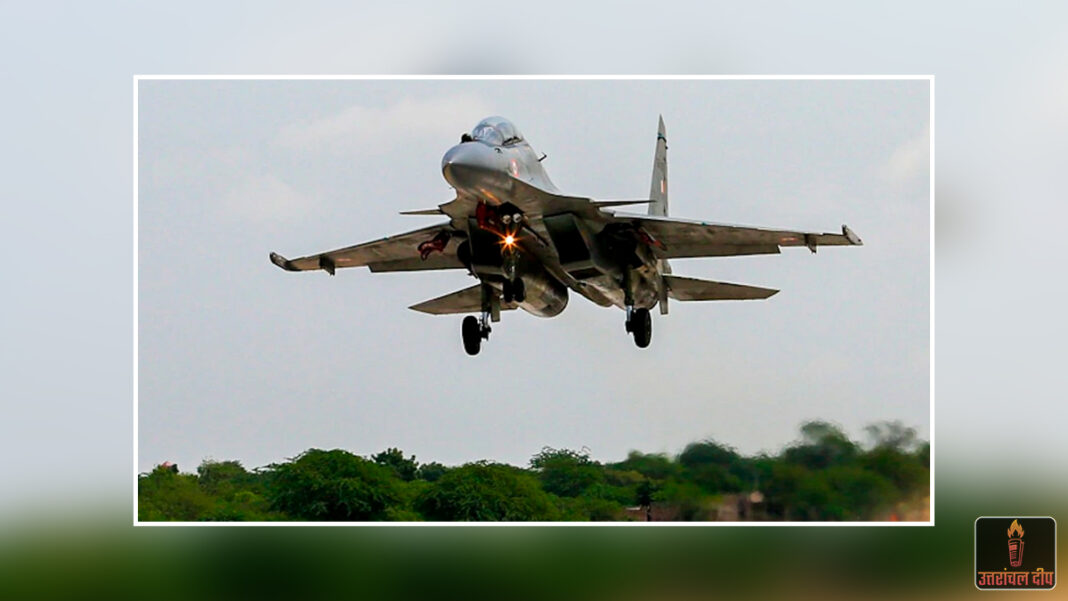 चीन सीमा के पास भारत की ‘आसमानी’ ताकत: असम में हाईवे पर बना इमरजेंसी रनवे; ड्रैगन की हर हरकत का मुंहतोड़ जवाब देगी वायुसेना