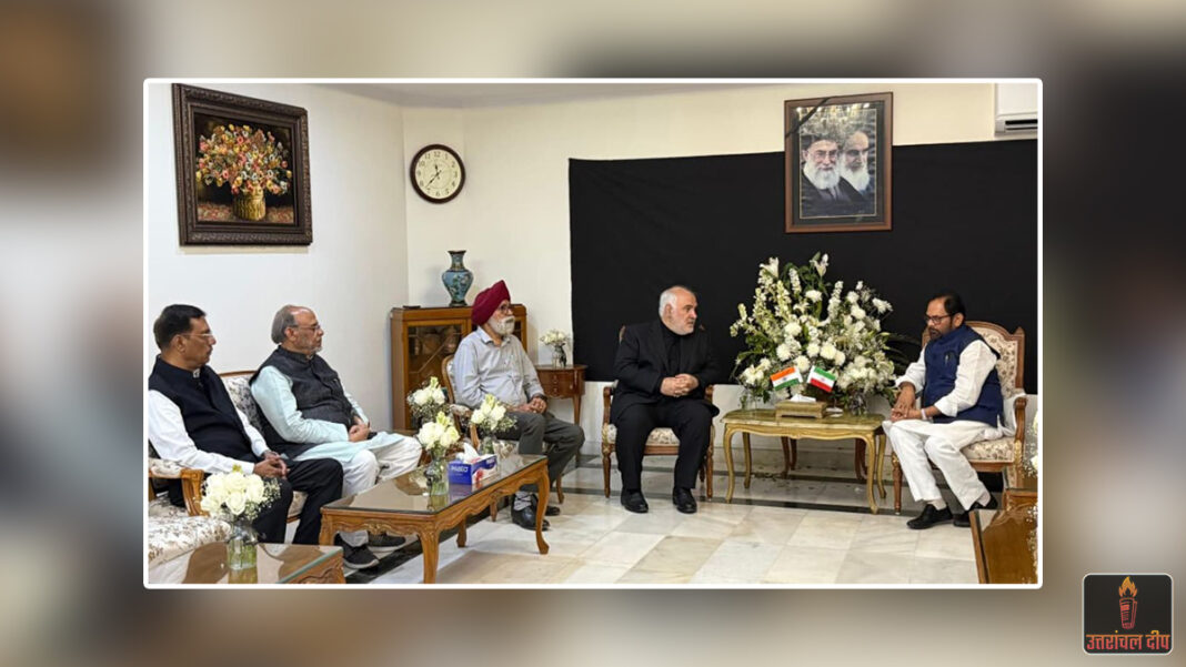 ‘युद्ध समाधान नहीं, स्वयं एक समस्या है’: ईरानी दूतावास पहुंचे मुख्तार अब्बास नकवी, अयातुल्लाह खामेनेई को दी श्रद्धांजलि