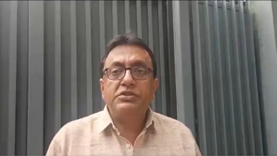 भ्रष्टाचार के आरोपों के बीच TMC प्रवक्ता पद से शांतनु सेन का इस्तीफा भ्रष्टाचार के आरोपों के बीच TMC प्रवक्ता पद से शांतनु सेन का इस्तीफा