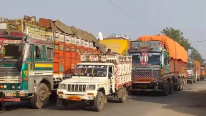 हरिद्वार में गंगा दशहरा पर ट्रैफिक अलर्ट, कल से भारी वाहनों की नो-एंट्री हरिद्वार में गंगा दशहरा पर ट्रैफिक अलर्ट, कल से भारी वाहनों की नो-एंट्री