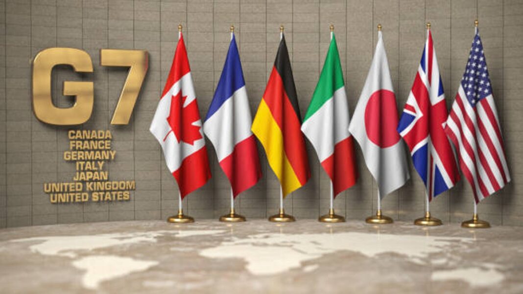 G7 शिखर सम्मेलन: चीन की गैर-मौजूदगी पर उठे सवाल, क्या यह रणनीतिक गलती है? G7 शिखर सम्मेलन: चीन की गैर-मौजूदगी पर उठे सवाल, क्या यह रणनीतिक गलती है?