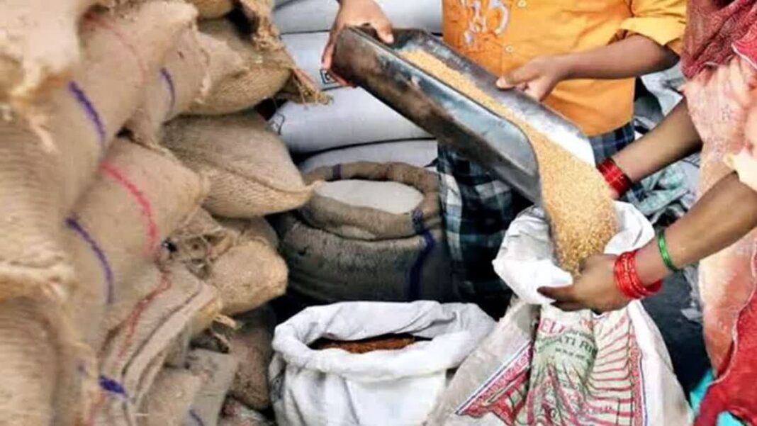 पहाड़ी क्षेत्रों के लिए राहत: 1 जुलाई से तीन महीने का अग्रिम राशन उपलब्ध कराएगी सरकार पहाड़ी क्षेत्रों के लिए राहत: 1 जुलाई से तीन महीने का अग्रिम राशन उपलब्ध कराएगी सरकार