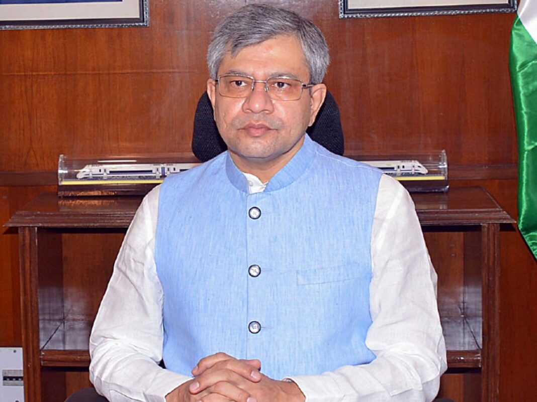 भारत में AI के लिए नया कानून जरूरी, IT अधिनियम 2000 अब पुराना पड़ चुका है: अश्विनी वैष्णव भारत में AI के लिए नया कानून जरूरी, IT अधिनियम 2000 अब पुराना पड़ चुका है: अश्विनी वैष्णव