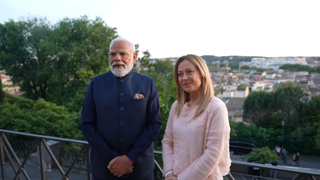 मोदी की ऐतिहासिक उपलब्धि पर दुनिया की नजर, मेलोनी ने दी शुभकामनाएं मोदी की ऐतिहासिक उपलब्धि पर दुनिया की नजर, मेलोनी ने दी शुभकामनाएं