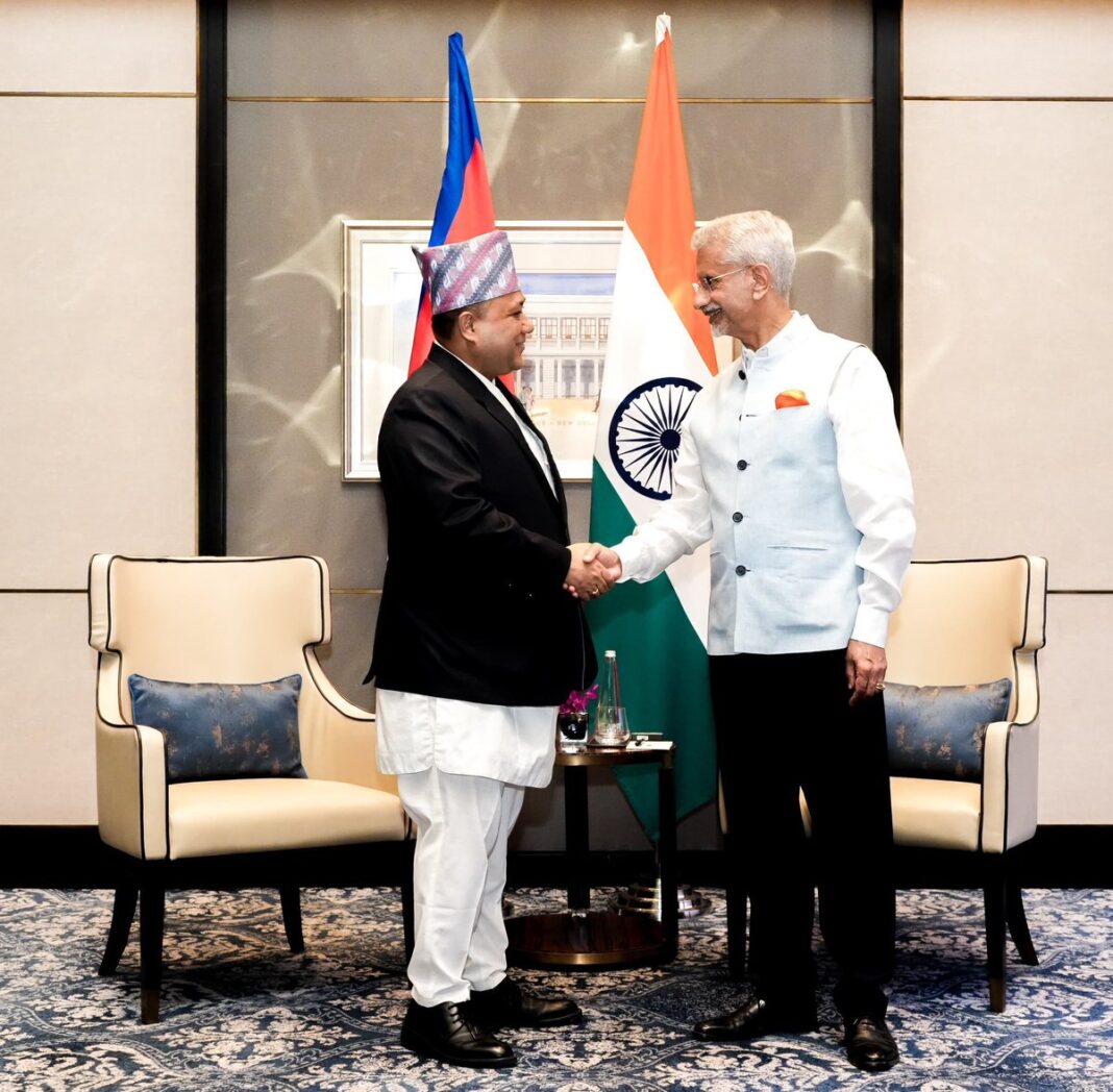 नेपाल के विदेश मंत्री का बयान, भारत-नेपाल सीमा विवाद पर मध्यस्थता की जरूरत से इनकार नेपाल के विदेश मंत्री का बयान, भारत-नेपाल सीमा विवाद पर मध्यस्थता की जरूरत से इनकार