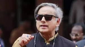 वंदे मातरम् के पूर्ण गायन पर शशि थरूर का सवाल, बोले- ‘अनावश्यक थोपना उचित नहीं’ वंदे मातरम् के पूर्ण गायन पर शशि थरूर का सवाल, बोले- ‘अनावश्यक थोपना उचित नहीं’