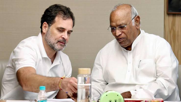 राम मंदिर दान विवाद पर कांग्रेस का मोदी सरकार पर हमला, राहुल-खड़गे ने मांगी स्वतंत्र जांच राम मंदिर दान विवाद पर कांग्रेस का मोदी सरकार पर हमला, राहुल-खड़गे ने मांगी स्वतंत्र जांच