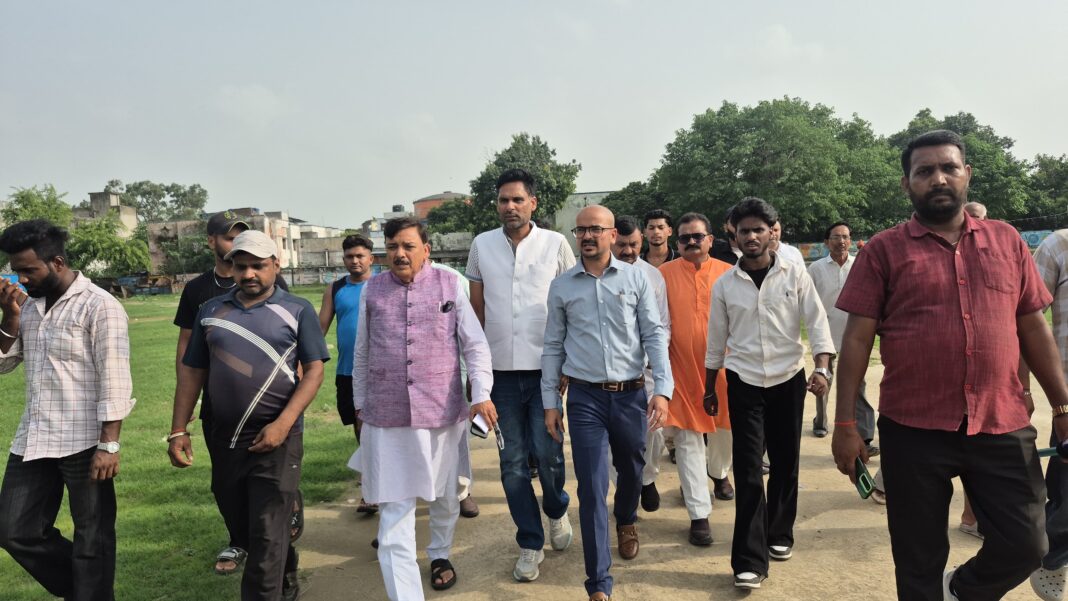 किच्छा में मिनी स्टेडियम निर्माण की प्रक्रिया शुरू, सीएम धामी के नेतृत्व में विकास को मिली नई गति: राजेश शुक्ला किच्छा में मिनी स्टेडियम निर्माण की प्रक्रिया शुरू, सीएम धामी के नेतृत्व में विकास को मिली नई गति: राजेश शुक्ला