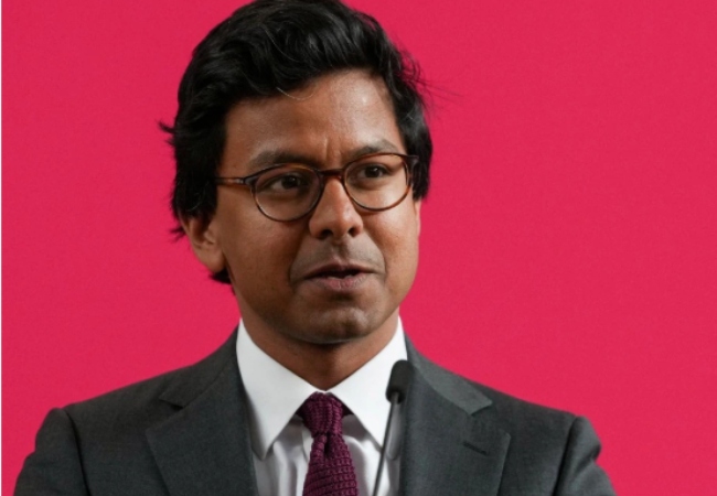 बिहार से ब्रिटेन तक का सफर: कनिष्क नारायण बने यूके के पहले एआई मंत्री बिहार से ब्रिटेन तक का सफर: कनिष्क नारायण बने यूके के पहले एआई मंत्री