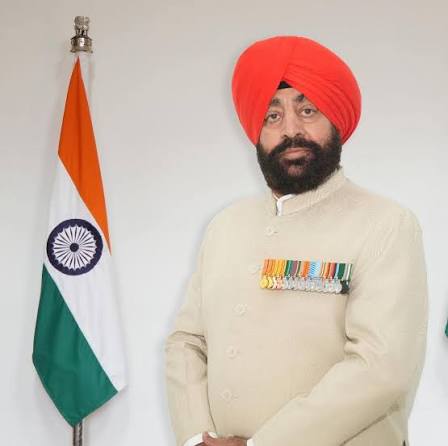 उत्तराखंड के राज्यपाल लेफ्टिनेंट जनरल गुरमीत सिंह बने राज्य के सबसे लंबे कार्यकाल वाले राज्यपाल, नया रिकॉर्ड कायम उत्तराखंड के राज्यपाल लेफ्टिनेंट जनरल गुरमीत सिंह बने राज्य के सबसे लंबे कार्यकाल वाले राज्यपाल, नया रिकॉर्ड कायम