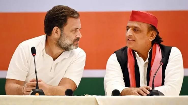 UP चुनाव 2027 से पहले सपा-कांग्रेस गठबंधन की परीक्षा, सीट बंटवारे पर तय होगी दोस्ती की दिशा UP चुनाव 2027 से पहले सपा-कांग्रेस गठबंधन की परीक्षा, सीट बंटवारे पर तय होगी दोस्ती की दिशा