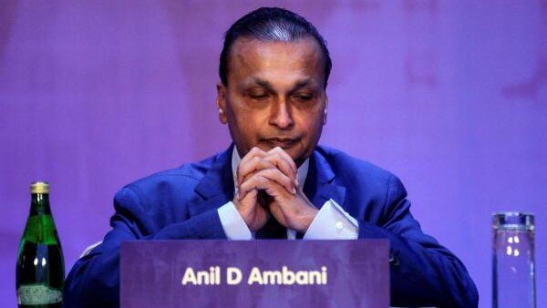 ईपीएफओ निवेश घोटाला: अनिल अंबानी के खिलाफ सीबीआई की एफआईआर, 1,816 करोड़ रुपये के कथित नुकसान की होगी जांच ईपीएफओ निवेश घोटाला: अनिल अंबानी के खिलाफ सीबीआई की एफआईआर, 1,816 करोड़ रुपये के कथित नुकसान की होगी जांच