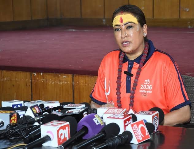 2036 ओलंपिक की मेजबानी के संकल्प के साथ रेखा आर्या ने उठाई कांवड़, हरिद्वार से ऋषिकेश तक 22 किमी यात्रा 2036 ओलंपिक की मेजबानी के संकल्प के साथ रेखा आर्या ने उठाई कांवड़, हरिद्वार से ऋषिकेश तक 22 किमी यात्रा