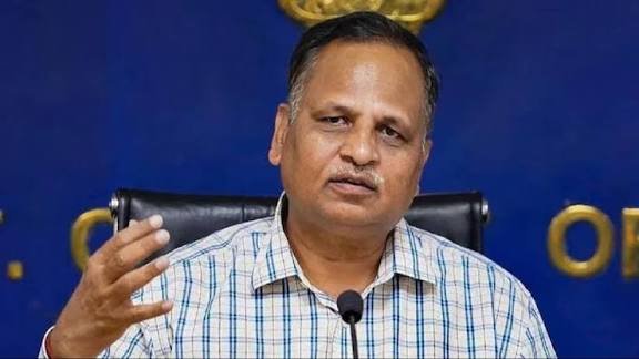 दिल्ली जल बोर्ड टेंडर मामले में सत्येंद्र जैन गिरफ्तार, पूर्व CEO समेत छह पर ACB की कार्रवाई दिल्ली जल बोर्ड टेंडर मामले में सत्येंद्र जैन गिरफ्तार, पूर्व CEO समेत छह पर ACB की कार्रवाई