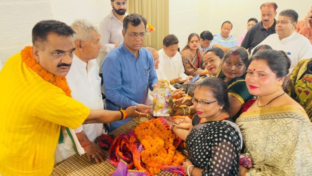 राष्ट्रीय अध्यक्ष मल्लिकार्जुन खरगे का प्रस्तावित हल्द्वानी दौरा संगठन के लिए महत्वपूर्ण अवसर राष्ट्रीय अध्यक्ष मल्लिकार्जुन खरगे का प्रस्तावित हल्द्वानी दौरा संगठन के लिए महत्वपूर्ण अवसर