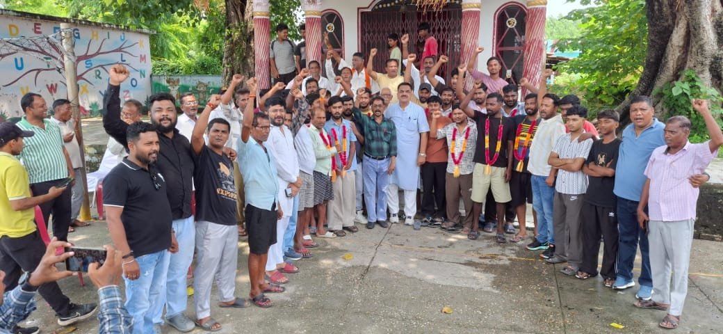 खानपुर नंबर दो में बड़ी संख्या में युवाओं ने थामा कांग्रेस का हाथ खानपुर नंबर दो में बड़ी संख्या में युवाओं ने थामा कांग्रेस का हाथ
