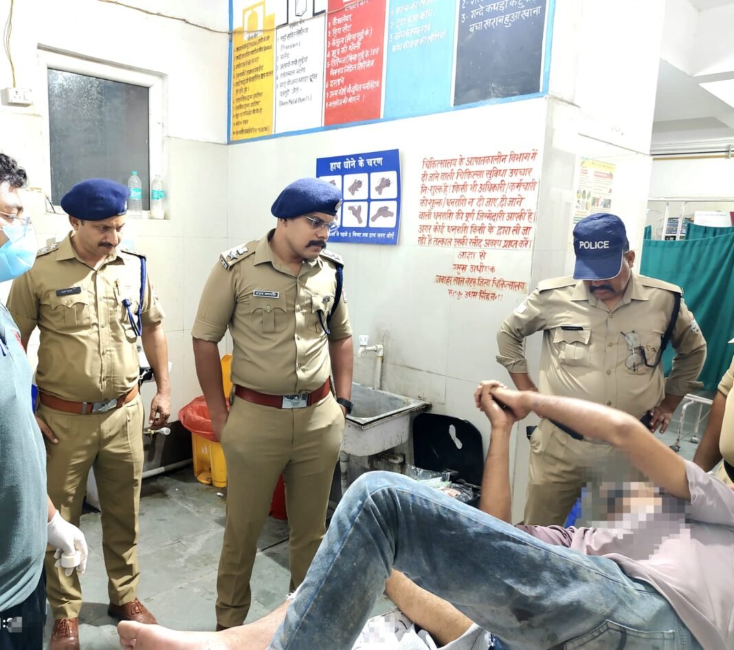पुलिस मुठभेड़ में युवक से मारपीट व अप्राकृतिक कृत्य करने वाला मुख्य आरोपी गोपी गिरफ्तार पुलिस मुठभेड़ में युवक से मारपीट व अप्राकृतिक कृत्य करने वाला मुख्य आरोपी गोपी गिरफ्तार