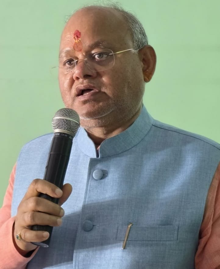 एसएसपी कार्यालय में कांग्रेस नेताओं की अभद्रता लोकतंत्र के लिए दुर्भाग्यपूर्ण: सुरेश भट्ट एसएसपी कार्यालय में कांग्रेस नेताओं की अभद्रता लोकतंत्र के लिए दुर्भाग्यपूर्ण: सुरेश भट्ट