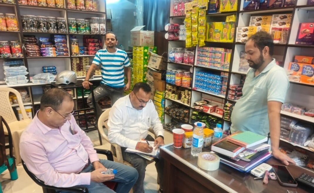 खाद्य सुरक्षा एवं मानक अधिनियम के अंतर्गत निगम क्षेत्र में खाद्य पदार्थों के नमूना संग्रहण की कार्यवाही खाद्य सुरक्षा एवं मानक अधिनियम के अंतर्गत निगम क्षेत्र में खाद्य पदार्थों के नमूना संग्रहण की कार्यवाही