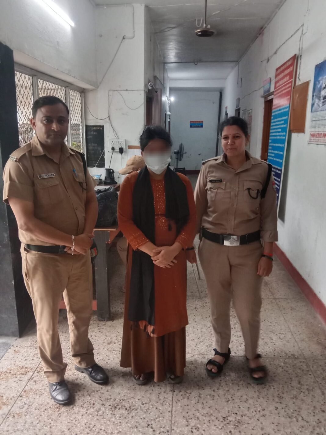 राजपुरा में 21.86 ग्राम स्मैक के साथ महिला तस्कर गिरफ्तार राजपुरा में 21.86 ग्राम स्मैक के साथ महिला तस्कर गिरफ्तार