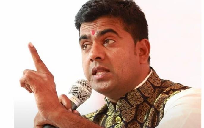 दमन-दीव के सांसद उमेश पटेल को दो साल की जेल, 2011 के सरकारी कार्य में बाधा मामले में अदालत का फैसला दमन-दीव के सांसद उमेश पटेल को दो साल की जेल, 2011 के सरकारी कार्य में बाधा मामले में अदालत का फैसला