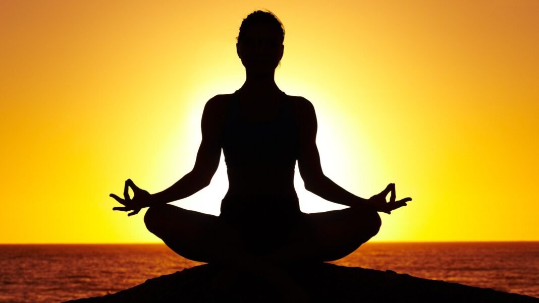 डेढ़ साल की धृति शुक्ला ने रचा योग में विश्व कीर्तिमान, वर्ल्ड रिकॉर्ड बुक में दर्ज हुआ नाम डेढ़ साल की धृति शुक्ला ने रचा योग में विश्व कीर्तिमान, वर्ल्ड रिकॉर्ड बुक में दर्ज हुआ नाम