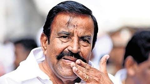 ₹1,020 करोड़ के कथित भ्रष्टाचार मामले में पूर्व मंत्री केएन नेहरू समेत 13 पर केस, टेंडर में गड़बड़ी का आरोप ₹1,020 करोड़ के कथित भ्रष्टाचार मामले में पूर्व मंत्री केएन नेहरू समेत 13 पर केस, टेंडर में गड़बड़ी का आरोप