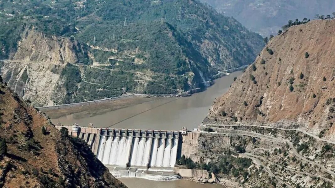 सिंधु जल संधि के निलंबन के बीच भारत का बड़ा कदम, लद्दाख में पत्थरों से बना चेक डैम सिंधु जल संधि के निलंबन के बीच भारत का बड़ा कदम, लद्दाख में पत्थरों से बना चेक डैम