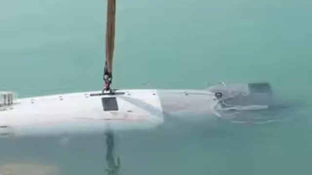होर्मुज में अमेरिकी अंडरवाटर ड्रोन जब्त करने का ईरान का दावा, अमेरिका ने आरोप को किया खारिज होर्मुज में अमेरिकी अंडरवाटर ड्रोन जब्त करने का ईरान का दावा, अमेरिका ने आरोप को किया खारिज