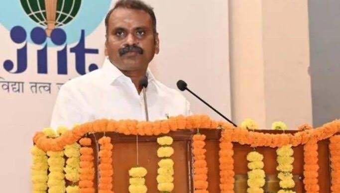 केंद्रीय मंत्री एल. मुरुगन का इस्तीफा, राज्यसभा की सदस्यता भी छोड़ी; तमिलनाडु में भाजपा को मजबूत करने पर देंगे ध्यान केंद्रीय मंत्री एल. मुरुगन का इस्तीफा, राज्यसभा की सदस्यता भी छोड़ी; तमिलनाडु में भाजपा को मजबूत करने पर देंगे ध्यान