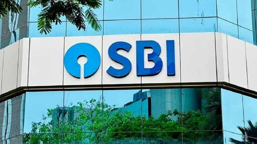 SBI के लगभग 4,000 ग्राहकों का डेटा डार्क वेब पर लीक, बैंक ने कहा—आपका पैसा सुरक्षित SBI के लगभग 4,000 ग्राहकों का डेटा डार्क वेब पर लीक, बैंक ने कहा—आपका पैसा सुरक्षित