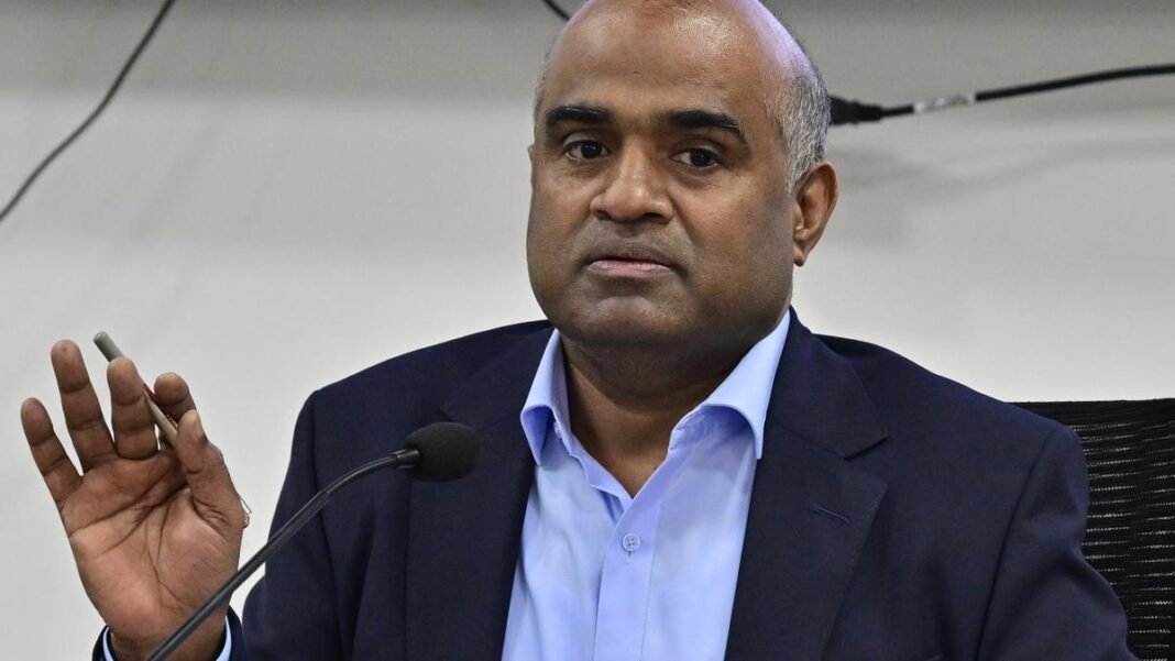 कर्नाटक में SIR के दौरान अभी तक एक भी वोटर का नाम नहीं हटा, 91 हजार से ज्यादा फॉर्म-7 आवेदन मिले कर्नाटक में SIR के दौरान अभी तक एक भी वोटर का नाम नहीं हटा, 91 हजार से ज्यादा फॉर्म-7 आवेदन मिले
