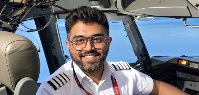 भारतीय पायलट कैप्टन स्मित मच्छार को UAE का बड़ा सम्मान, यात्रियों की जान बचाने के साहस पर मिला ‘ऑर्डर ऑफ जायद I भारतीय पायलट कैप्टन स्मित मच्छार को UAE का बड़ा सम्मान, यात्रियों की जान बचाने के साहस पर मिला ‘ऑर्डर ऑफ जायद I